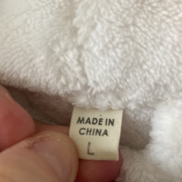 Super Soft & Very Warm WHITE ROBE W POCKETS - Picture 4 of 5